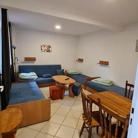 Tmt Goscinne Z Aneksami Kuchennymi *